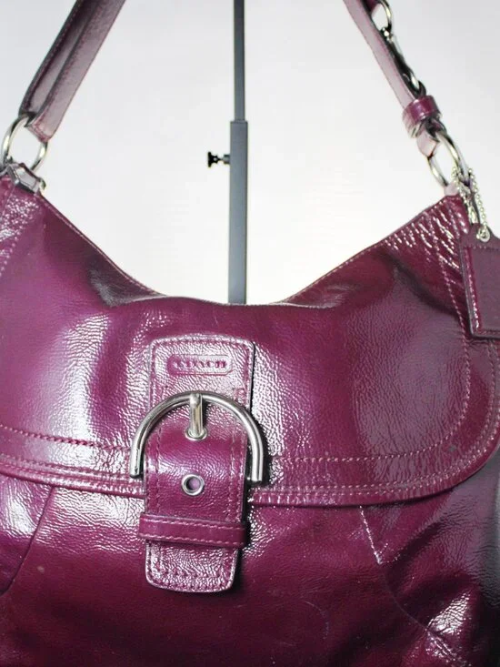 Authentic COACH Soho Plum Patent Leather Crossbody Shoulder Bag - Picture 2 of 16